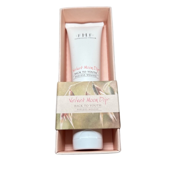 Farmhouse Fresh Moon Dip®
Back To Youth Ageless Body Mousse BNIB! - Picture 1 of 2